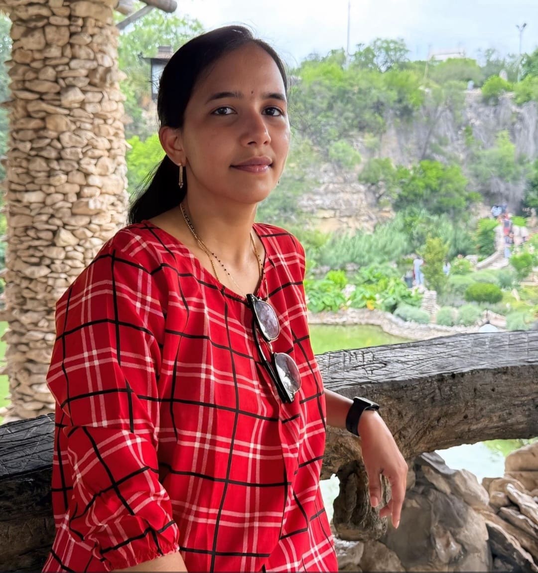 Smt. Manimala, Educator